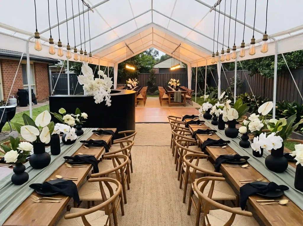 Modern black accent tent K