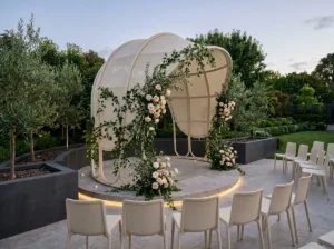 Contemporary garden pod wedding …